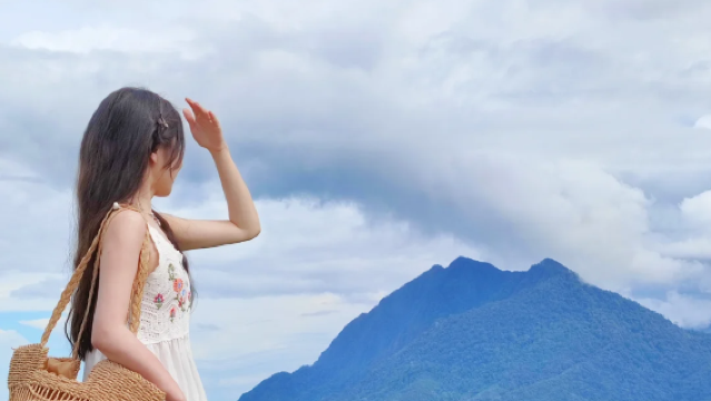 Lawatan Sehari ke Gunung Kinabalu dengan Luncur Layar/ATV Ladang Lembu dalam Bahasa Cina Termasuk Pengangkutan | Pelbagai Pakej Tersedia