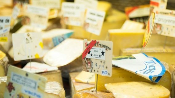 Paris: Guided Food Tour + Market Visit