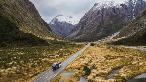 Tagesausflug mit dem Reisebus auf der Südinsel Neuseelands: Queenstown – Mount Cook – Tekapo – Christchurch ( Einzelfahrt)