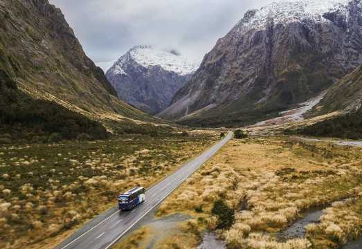 South Island Bus Day Tour: Queenstown - Mount Cook - Tekapo - Christchurch (One-way)