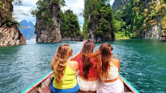 จากภูเก็ต: อุทยานแห่งชาติเขาสก + ทัวร์วันเดียว/ทัวร์หลายวัน เรือหางยาวทะเลสาบเชี่ยวหลาน