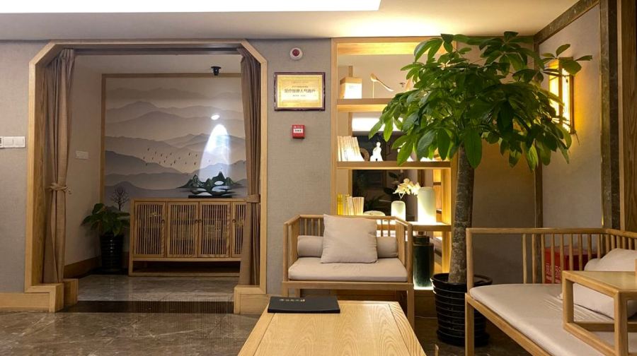 上海康友四季按摩|漢口店（專業技師按摩+舒適環境+多種理療項目+放鬆解壓+肩頸舒緩+近人民廣場）