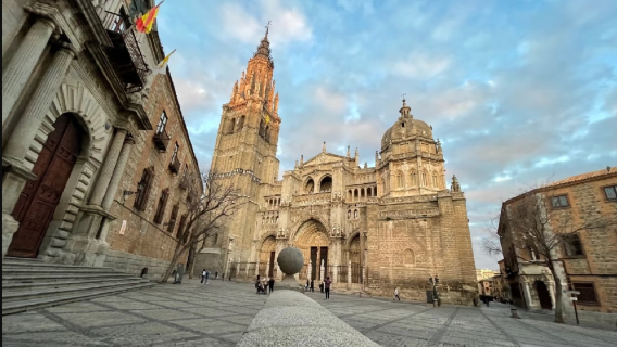 馬德里一日包車遊：天賜聖若望聖殿+麗池公園+聖米爾蓋市場