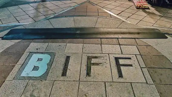 釜山龍頭山公園＆影島大橋＆札嘎其市場一日遊