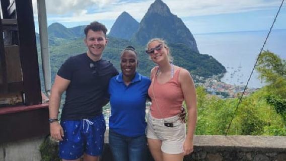 Tour a la isla de Santa Lucía con todo incluido y almuerzo