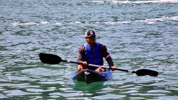 Manuel Antonio: Ocean Kayak to Biesanz Beach & Snorkling