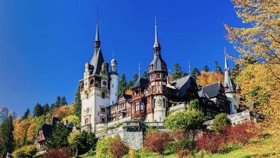 Desde Bucarest: excursión de un día al Castillo de Drácula, Peles y Brasov