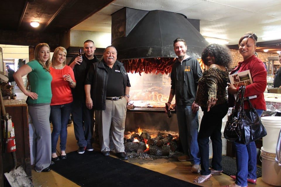 From Austin: Hill Country BBQ & Wine Shuttle