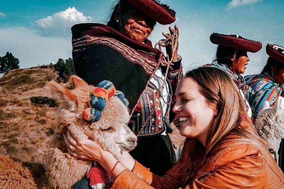 Cusco: Scenic City Tour + Pisco sour classes