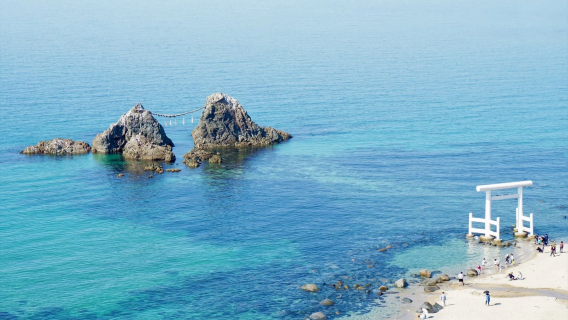 Kyushu's 6 Scenic Spots: Shiraito Falls in Itoshima + Totoro Forest Trail + Ichiran Forest + Futamigaura Meoto Iwa