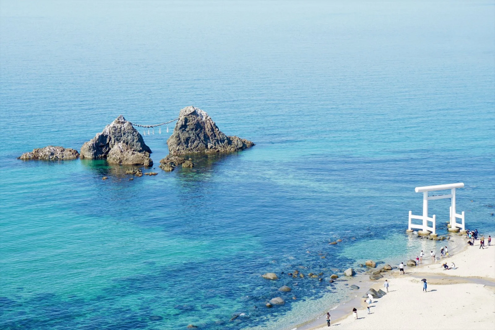 6 Scenic Spots in Kyushu: Shiraito Falls in Itoshima + Ichiran Forest + Meoto Iwa + Angel Wings