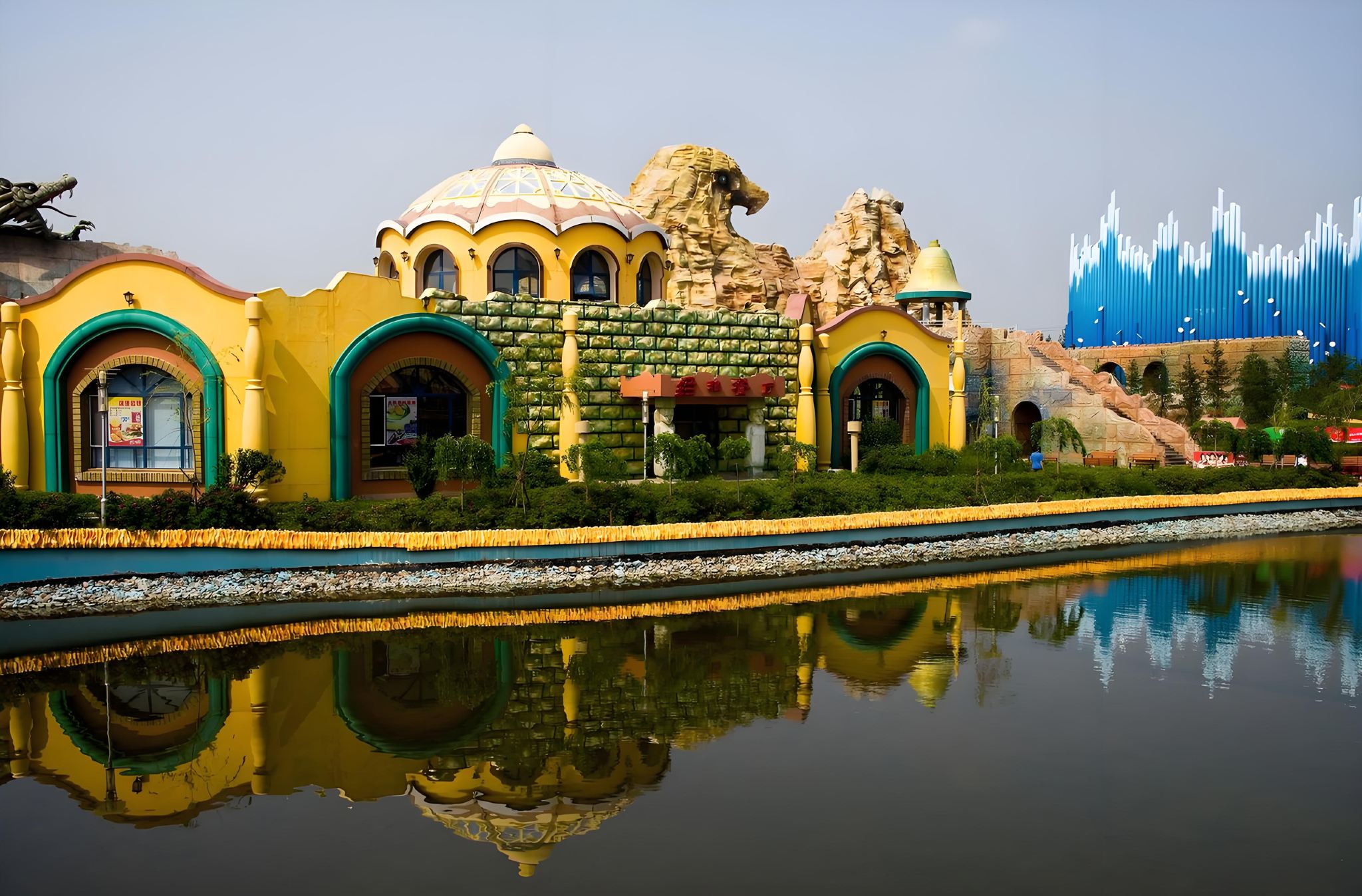 Changchun Century City + Jingyue Lake 1-day tour (Vintage photo shoot at Century City · Leisurely nature experience at Jingyue Lake)