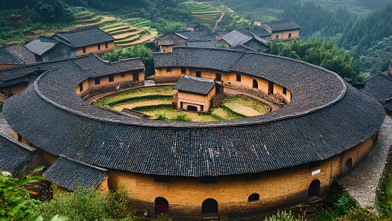 Xiamen departure private guided 1-day tour to Nanjing Yunshuiyao Tulou + Tianluokeng Tulou Cluster