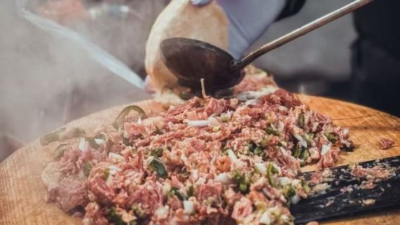 Xi'an Xiaonanmen Morning Market Food Half-Day Tour