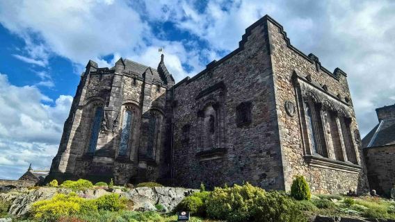 英國愛丁堡城堡+卡爾頓山+福斯橋一日包車遊 中文司機