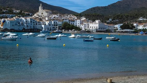 Cadaques, Dalí House & Dalí Museum: Small-Group Ultimate Dalí Tour