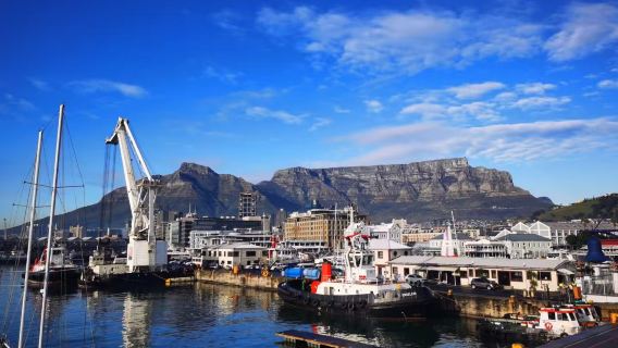 南非開普敦阿爾弗雷德碼頭廣場+葡萄酒莊園+桌山+馬來區一日遊