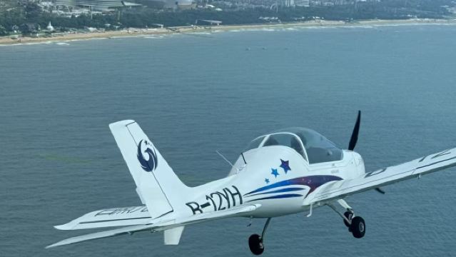 多島海旅遊度假區飛機飛行體驗觀光【打卡日照低空飛行基地+專業教練】