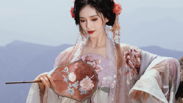 ฮั่นหยวนท่องเที่ยวถ่ายรูป[บริการถ่ายภาพครอบครัวทารกแรกเกิด ถ่ายวิดีโอโปรโมท ถ่ายคลิปสั้น ถ่ายภาพบุคคล ถ่ายภาพแต่งงาน พร้อมมอบไฟล์ต้นฉบับทั้งหมด]