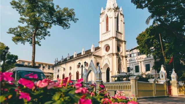 Premium small group tour: Guangzhou Sha Mian and Yongqing Lane 1-day tour | Optional multilingual guide