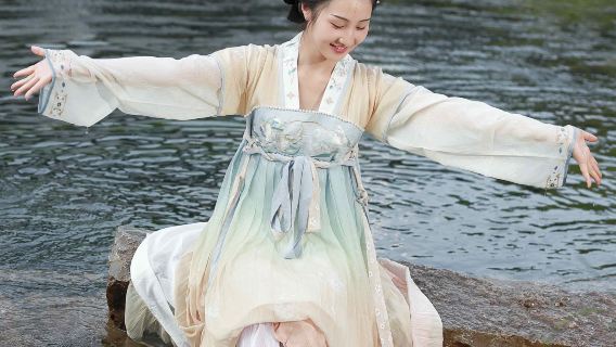 勉県Tripメモリー【フォローショット・親子・家族・個人・カップル写真・ショートビデオ・プロモーションビデオ・ポートレート・ウェディングフォト・ネガフィルム全データ付き翻訳】