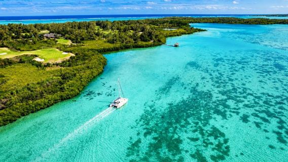 Mauritius: Ile aux Cerfs Catamaran Cruise, Waterfalls & BBQ