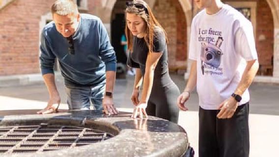 Magic of Krakow: Guided Tour of the Old Town