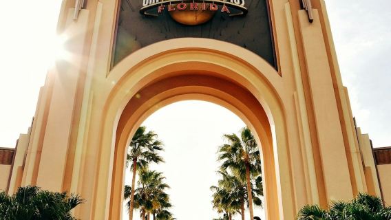 ยูนิเวอร์แซล ออร์แลนโด รีสอร์ท: ทริปเที่ยวแบบไปเช้าเย็นกลับด้วยรถไฟไบรท์ไลน์จากโบคา ราตัน