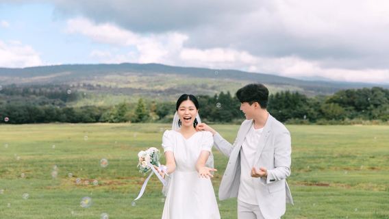 興安リーグ旅行写真【ウェディングフォトマイクロムービー航空写真/ウェディングフォト/メイクと衣料品&アクセサリー/カスタマイズチャーター車ガイド】