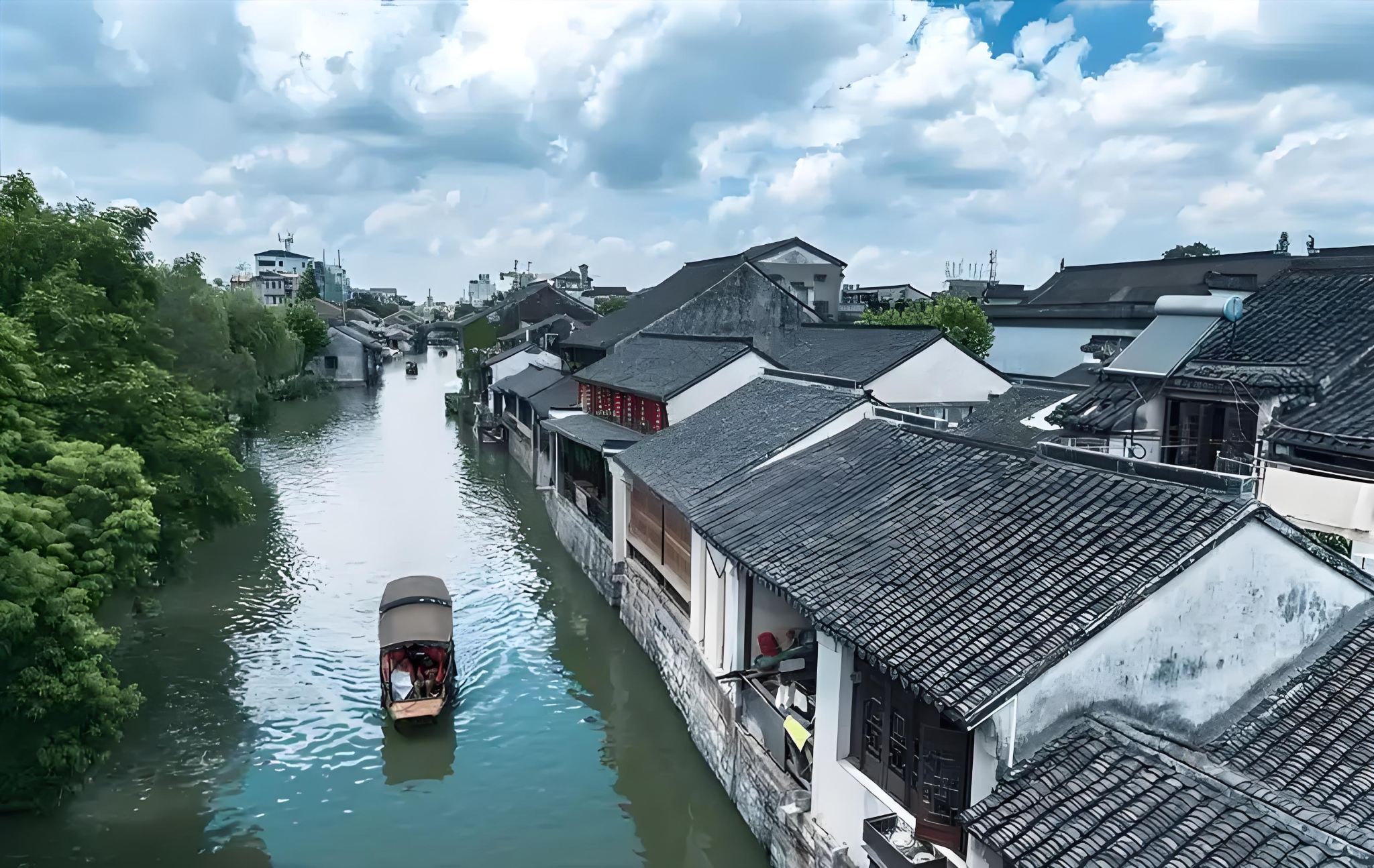 Wuzhen + Nanxun Ancient Town Day Tour (Discover the Flavors of Jiangnan Water Towns)|Shanghai to Hangzhou round-trip|English-speaking guide