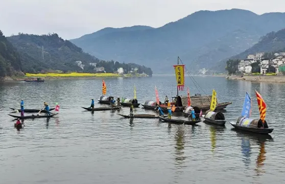 新安江山水畫廊+徽州古城一日遊【探秘徽州古韻，暢遊山水畫卷】