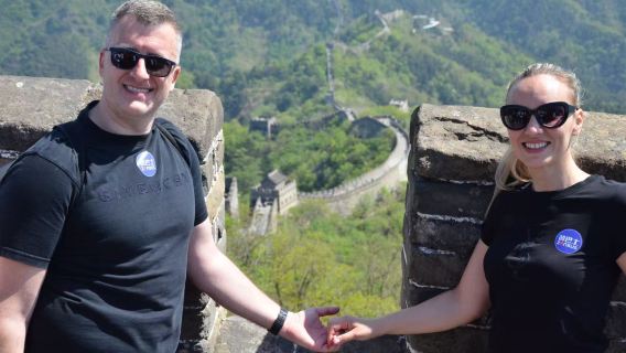 Mutianyu Great Wall Round-trip by ZANBUS with Tickets, Daily Departure 8/9/10 AM 