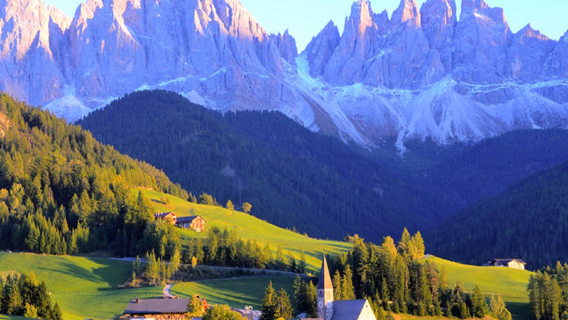 Excursión de un día a los Dolomitas italianos con ida y vuelta desde Venecia, lago Misurina y las Tres Cimas, minibús B