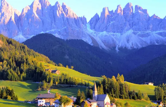 意大利多洛米蒂一日遊威尼斯來回 米蘇里娜湖三峰山 小巴B