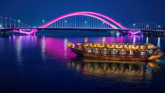 Pelayaran Makan Malam Hueritage - Makan Malam Kekaisaran di Sungai Parfum