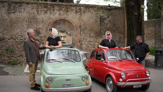 Roma: Servicio de fotografía con el coche clásico Fiat 500