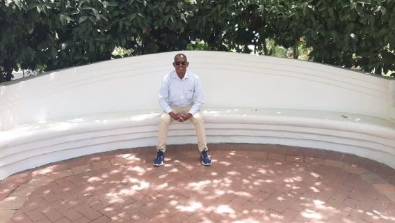 Visite privée de rencontre avec les guépards et de dégustation de vins