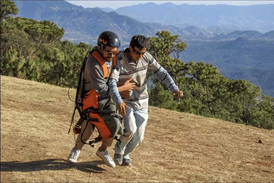 Valle de Bravo: Hang gliding