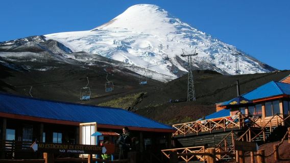 Puerto Varas: Osorno Volcano, Petrohue Falls Full-day Trip