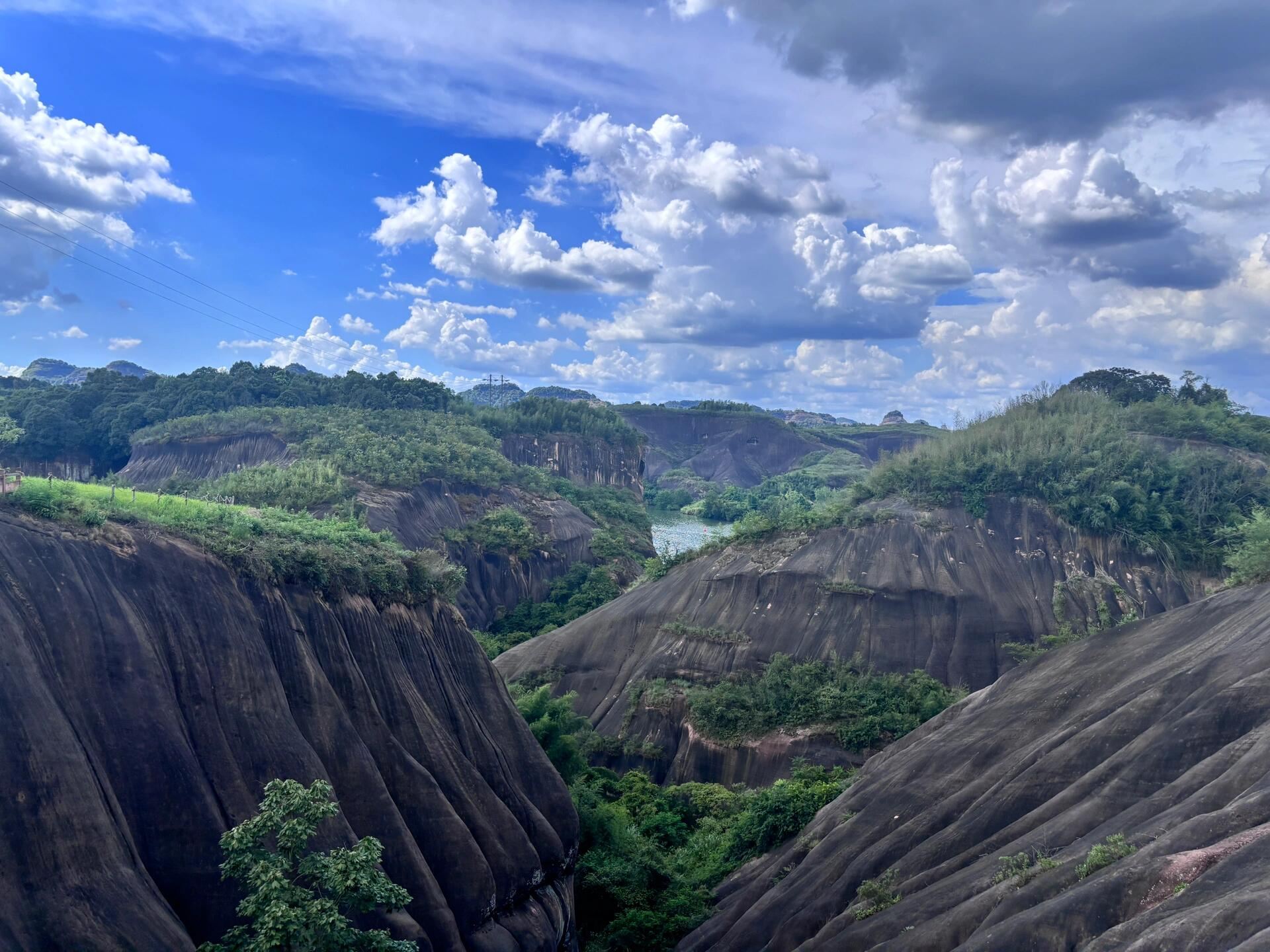 Tagesausflug mit Privattransfer in Chenzhou, Hunan: Fei-Tian-Berg, Yuhou-Straße und Beihu-Park mit englischsprachigem Service