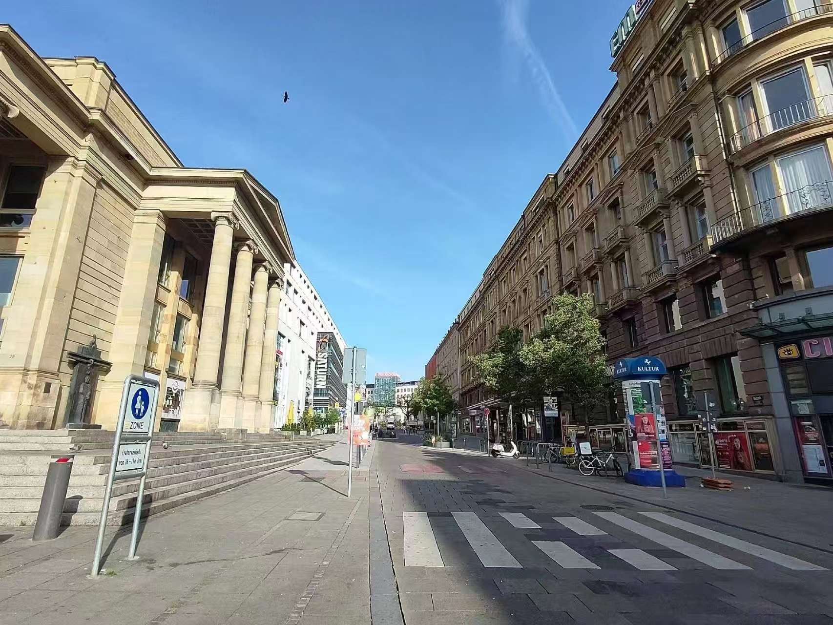 Stuttgart + Nördlingen + St. Georg Dom + Geotop Lindle - Geopark Ries