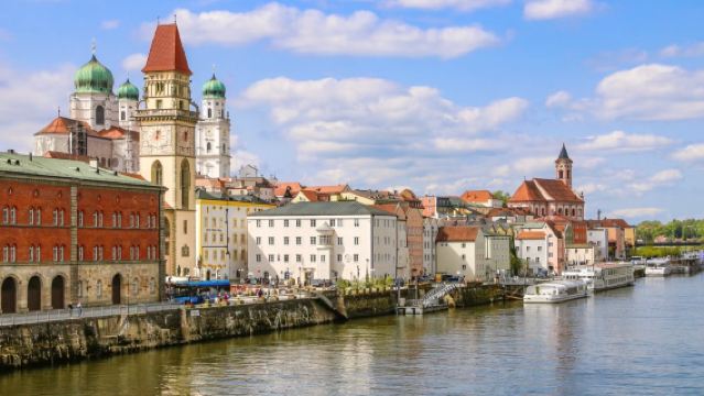 德國紐倫堡*帕紹 + 茨維瑟爾一日遊【中文司機】