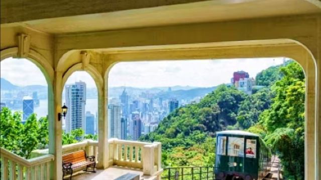 Hong Kong Victoria Peak Tram Combo Ticket [Round-trip/One-way Cable Car/Sky Terrace 428 Admission Ticket/Madame Tussauds Hong Kong - Multiple Combo Options Available]