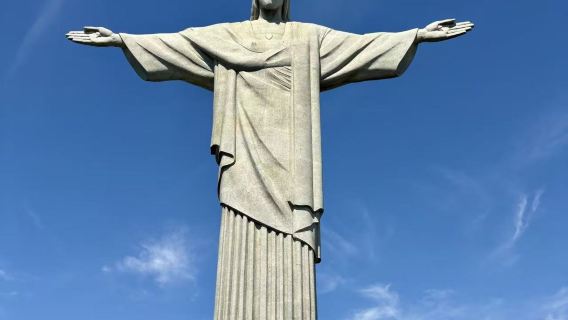 Rio de Janeiro | Private charter: Christ the Redeemer + Sugarloaf Mountain + Escadaria Selarón [private chartered tour]