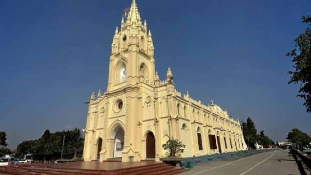 越南自由行：代辦快速簽證+快速入境/可選越南包車