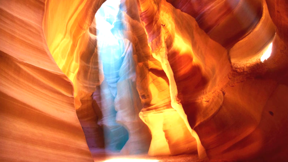 上羚羊谷 + 馬蹄灣 + 鮑威爾湖（攝影頂級線）【包車】