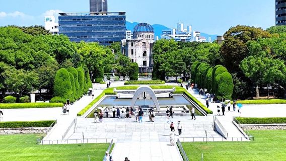 Hiroshima, Osaka, Kyoto: Miyajima & Hiroshima 1-Day Bus Tour