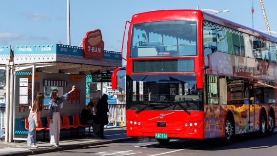 Keelung Double-Decker Sightseeing Bus