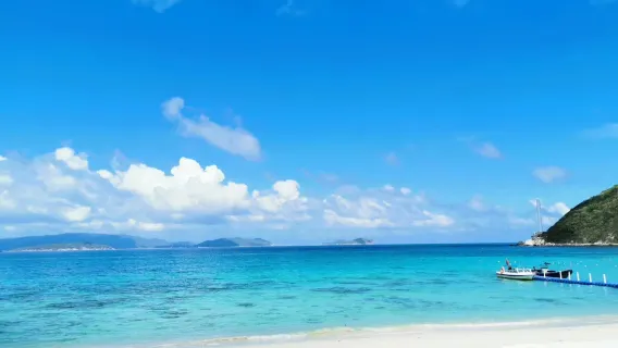 三亞百福島潛水中心+太陽灣浮潛中心+亞龍灣國家旅遊度假區+百花谷商業街體驗潛水水肺潛水/浮潛4-5小時【三亞百福島浮潛｜太陽灣公路+亞龍灣沙灘+俄羅斯商業街】