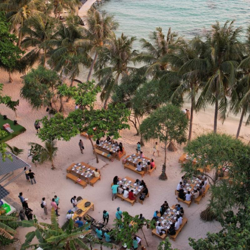 Phu Quoc Island Sunset BBQ Dinner + Snorkeling [Afternoon Departure + Hotel Transfer + Speedboating]